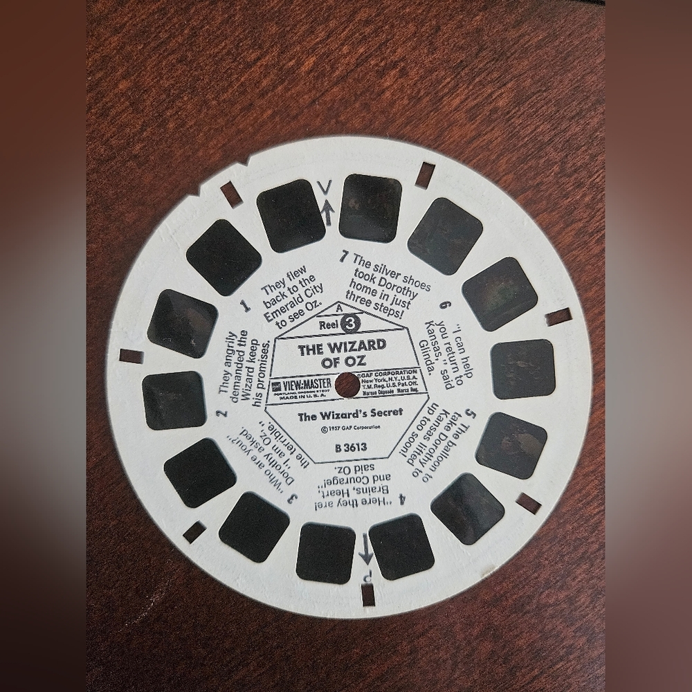 Two vintage view-master reels: The Wizard of OZ. - Picture 3 of 4